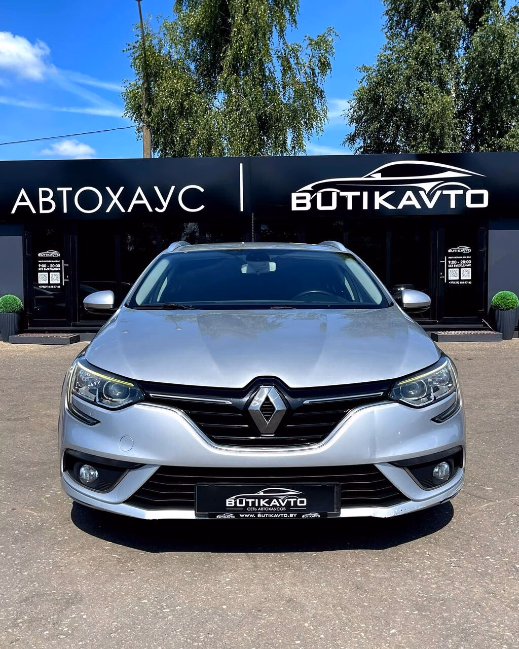 Renault Megane фото 2