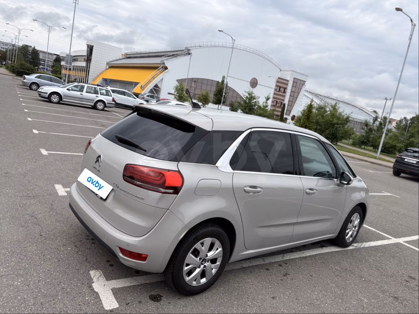 Citroen C4 Spacetourer фото 9