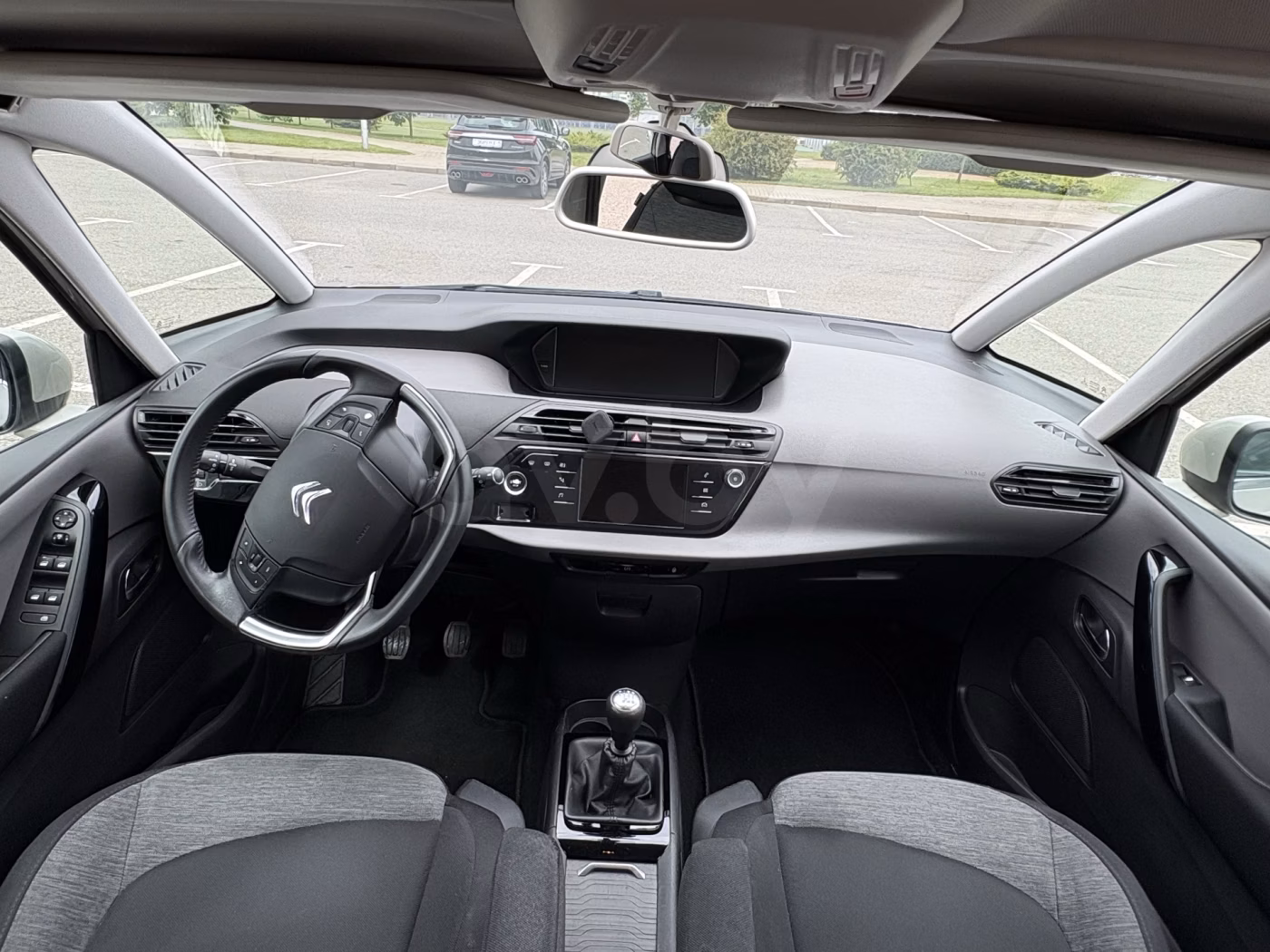 Citroen C4 Spacetourer фото 8