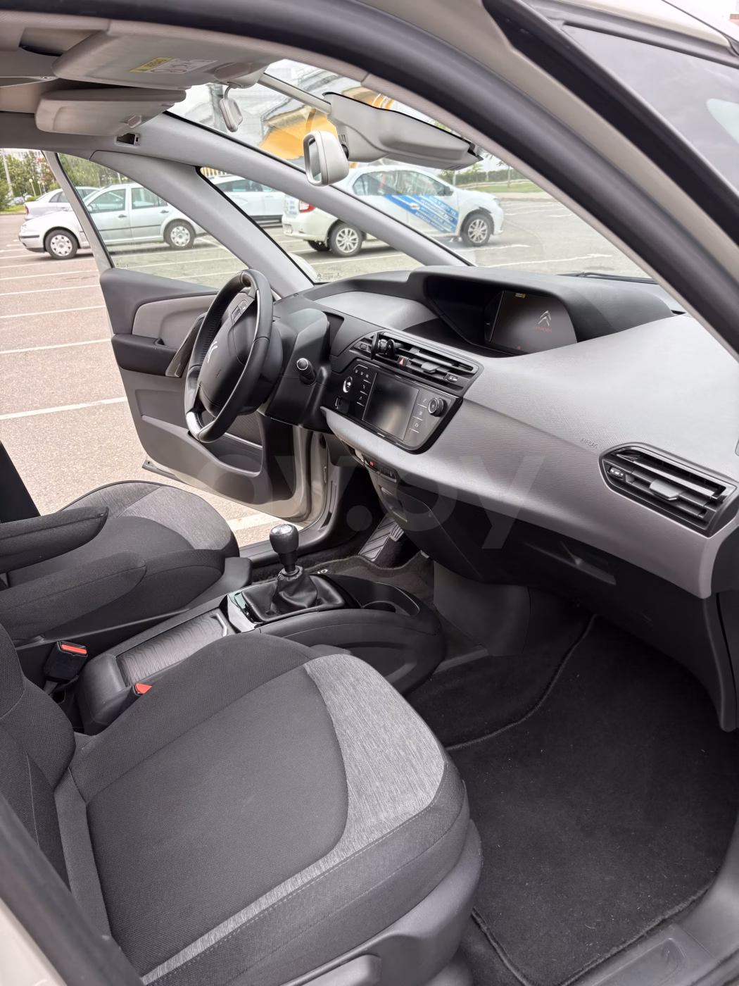 Citroen C4 Spacetourer фото 12