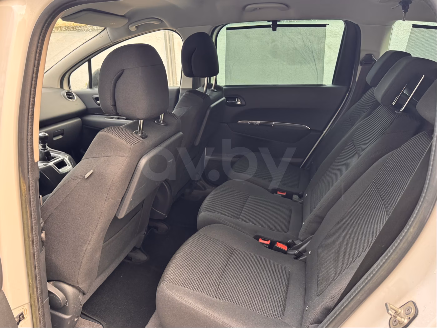 Peugeot 5008 фото 12