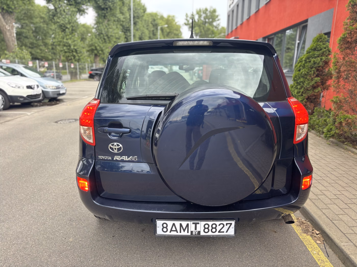 Toyota RAV4 фото 9