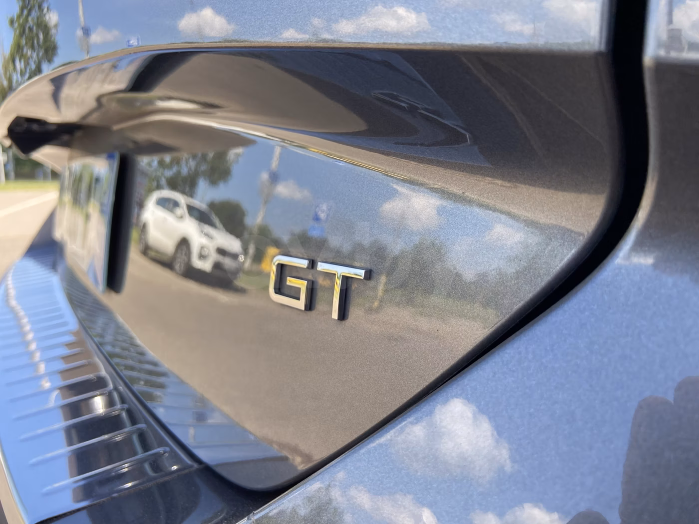 Peugeot 308 фото 2