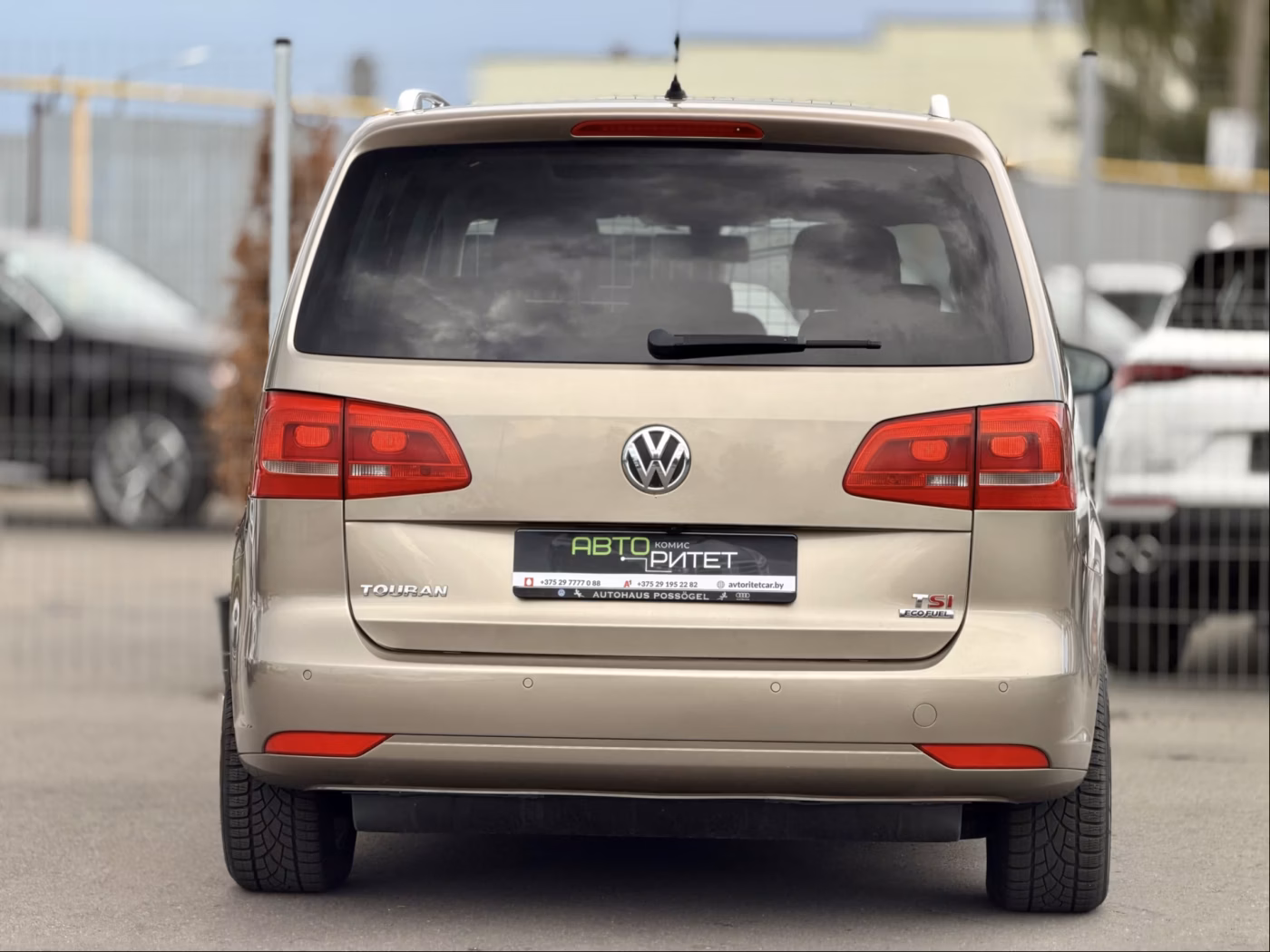 Volkswagen Touran фото 8
