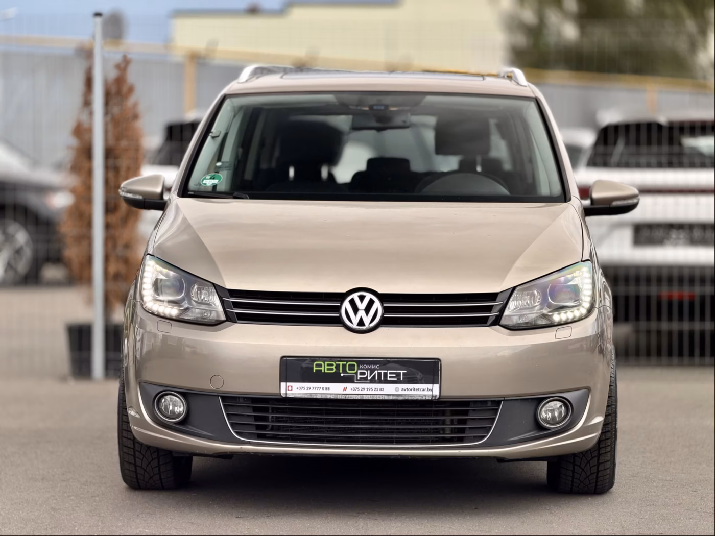 Volkswagen Touran фото 4