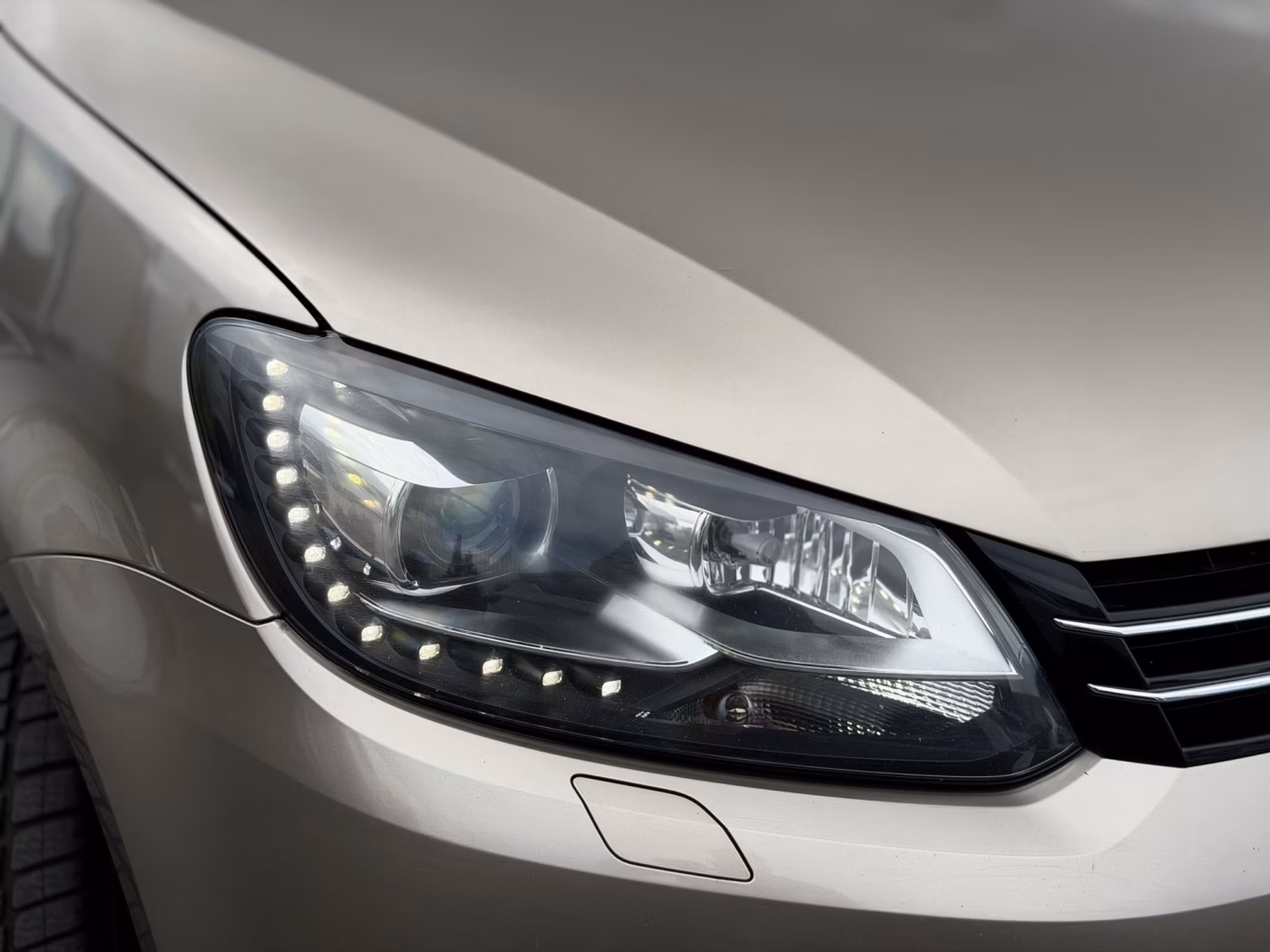 Volkswagen Touran фото 11
