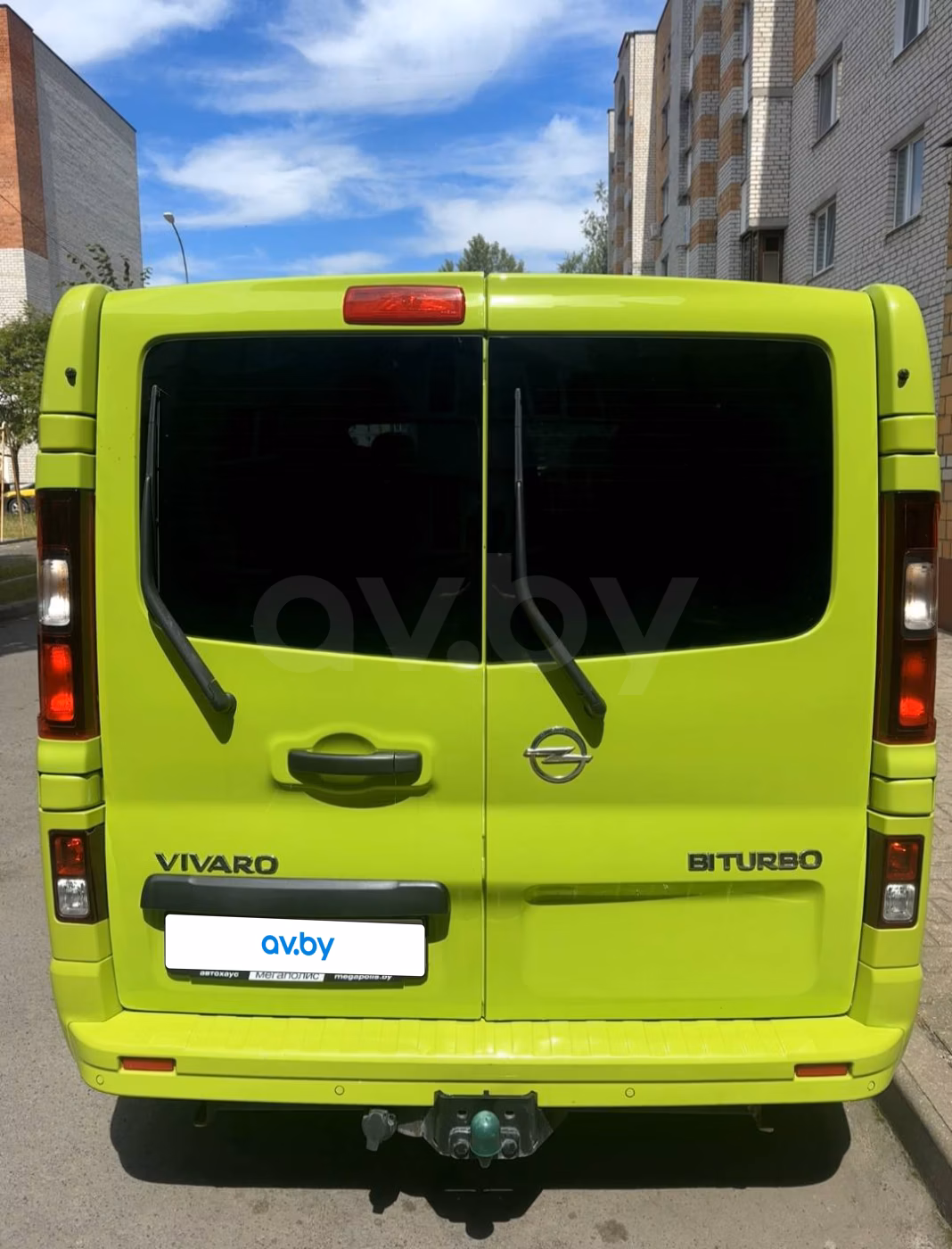 Opel Vivaro фото 11