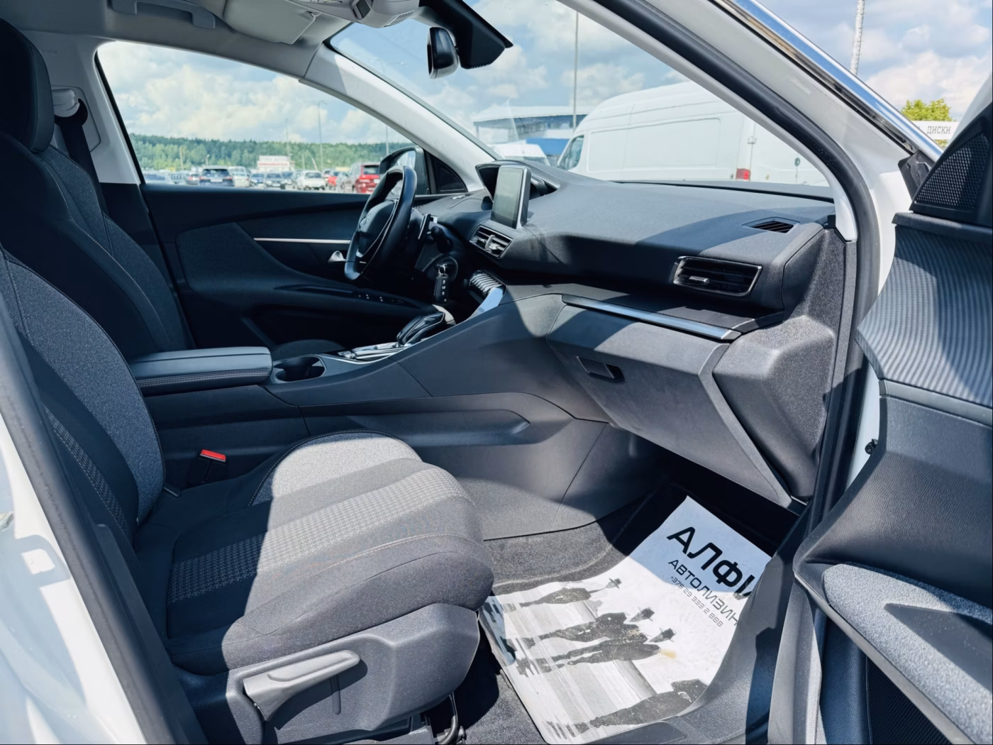 Peugeot 3008 фото 8