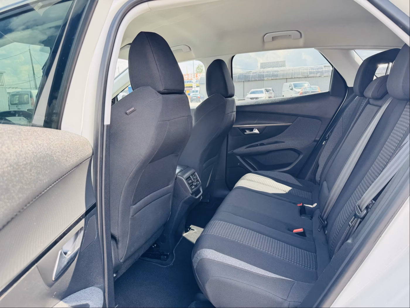 Peugeot 3008 фото 6