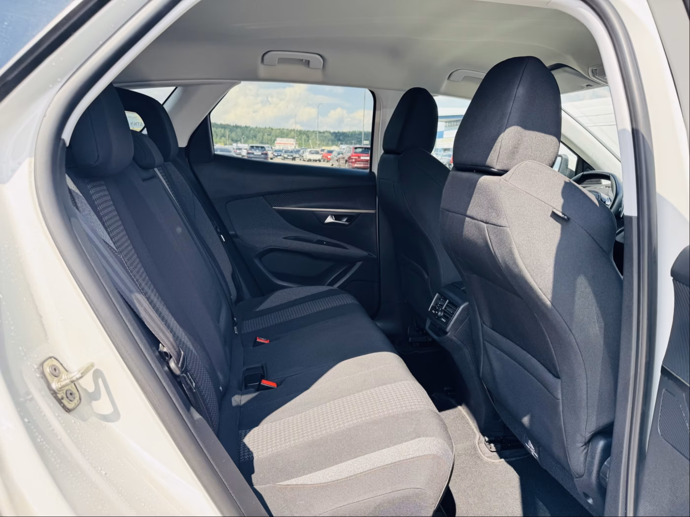 Peugeot 3008 фото 7