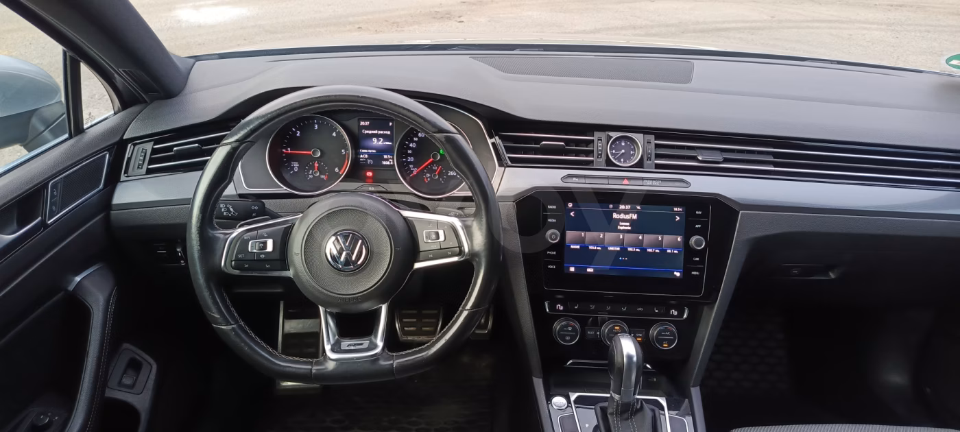 Volkswagen Passat фото 14