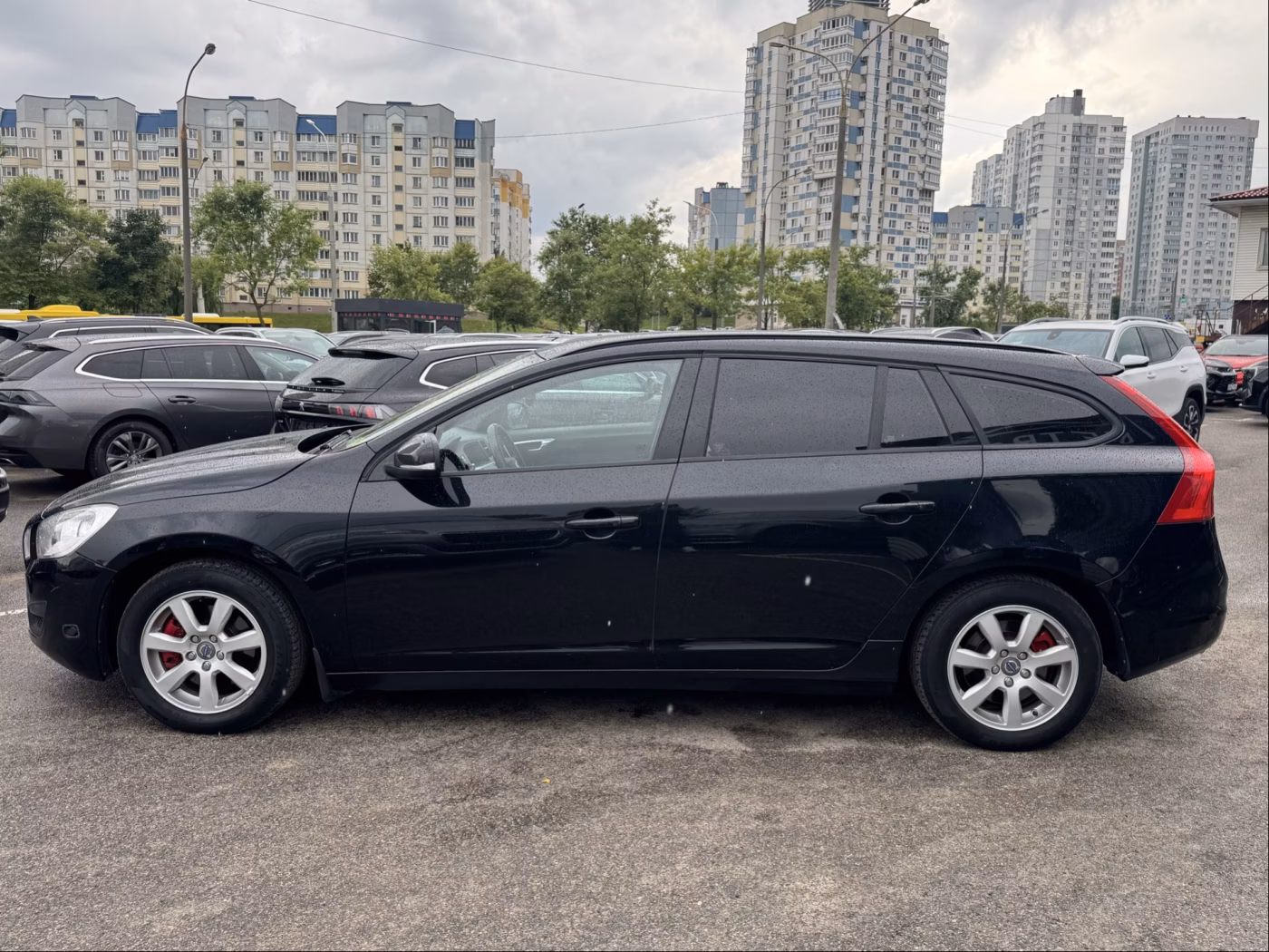 Volvo V60 фото 4