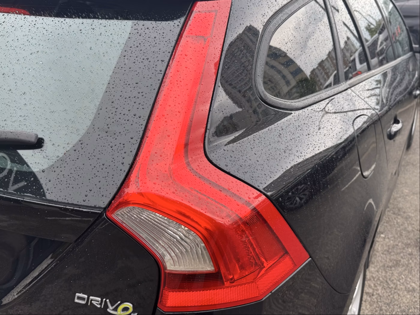 Volvo V60 фото 22