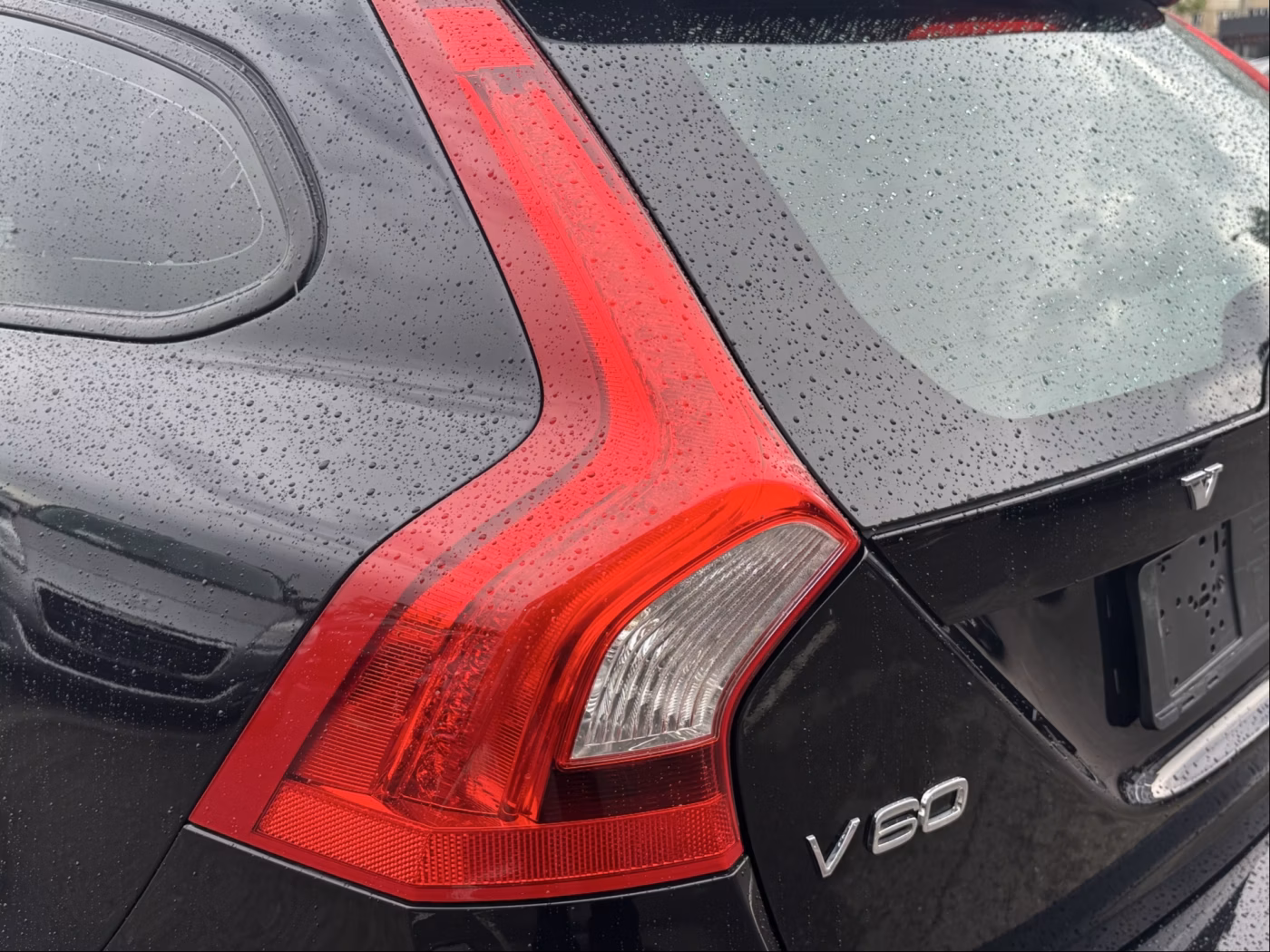 Volvo V60 фото 21