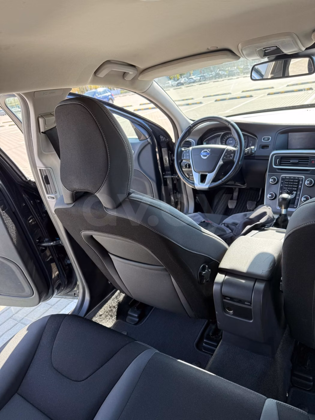 Volvo V60 фото 13