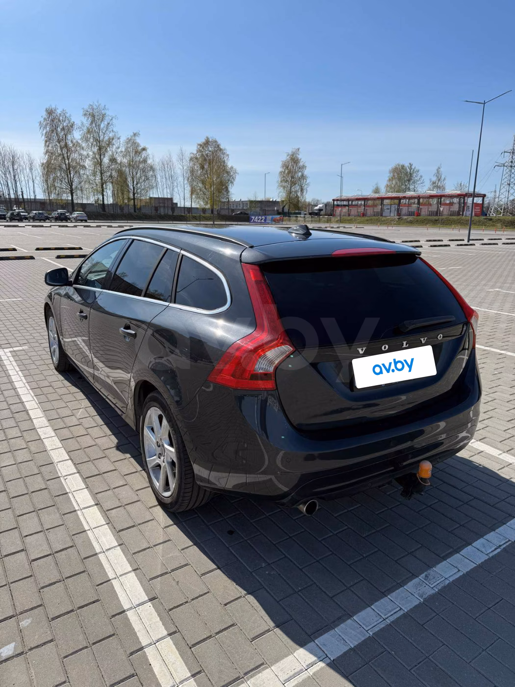 Volvo V60 фото 9