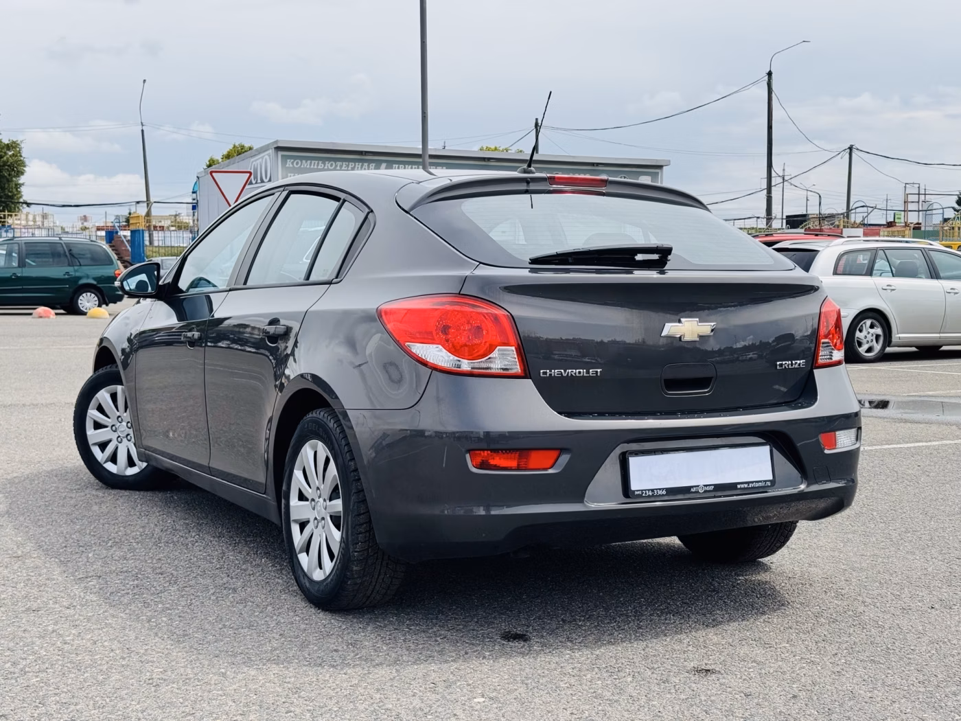 Chevrolet Cruze фото 3