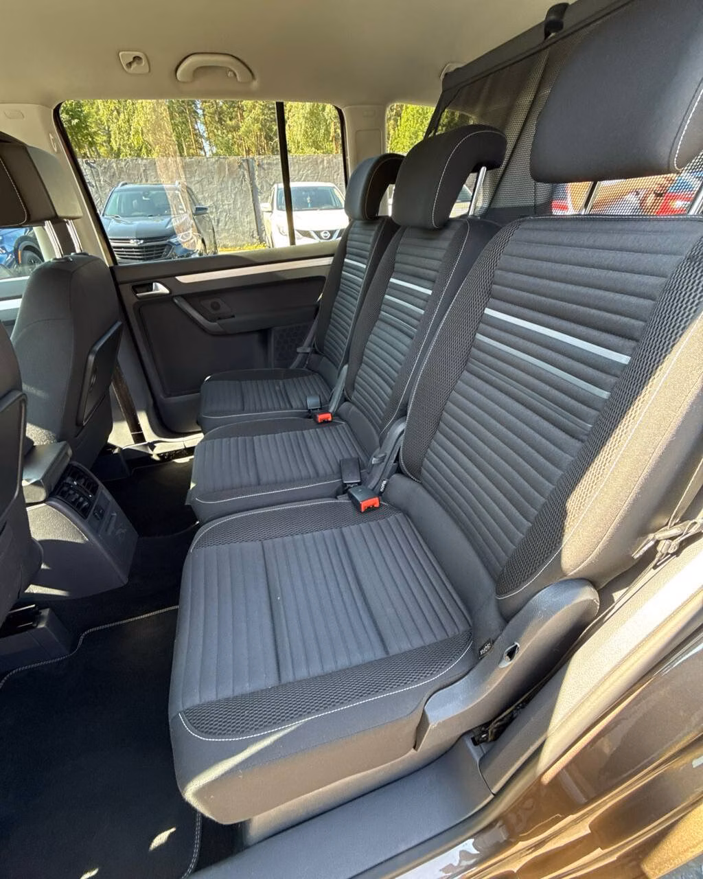 Volkswagen Touran фото 9