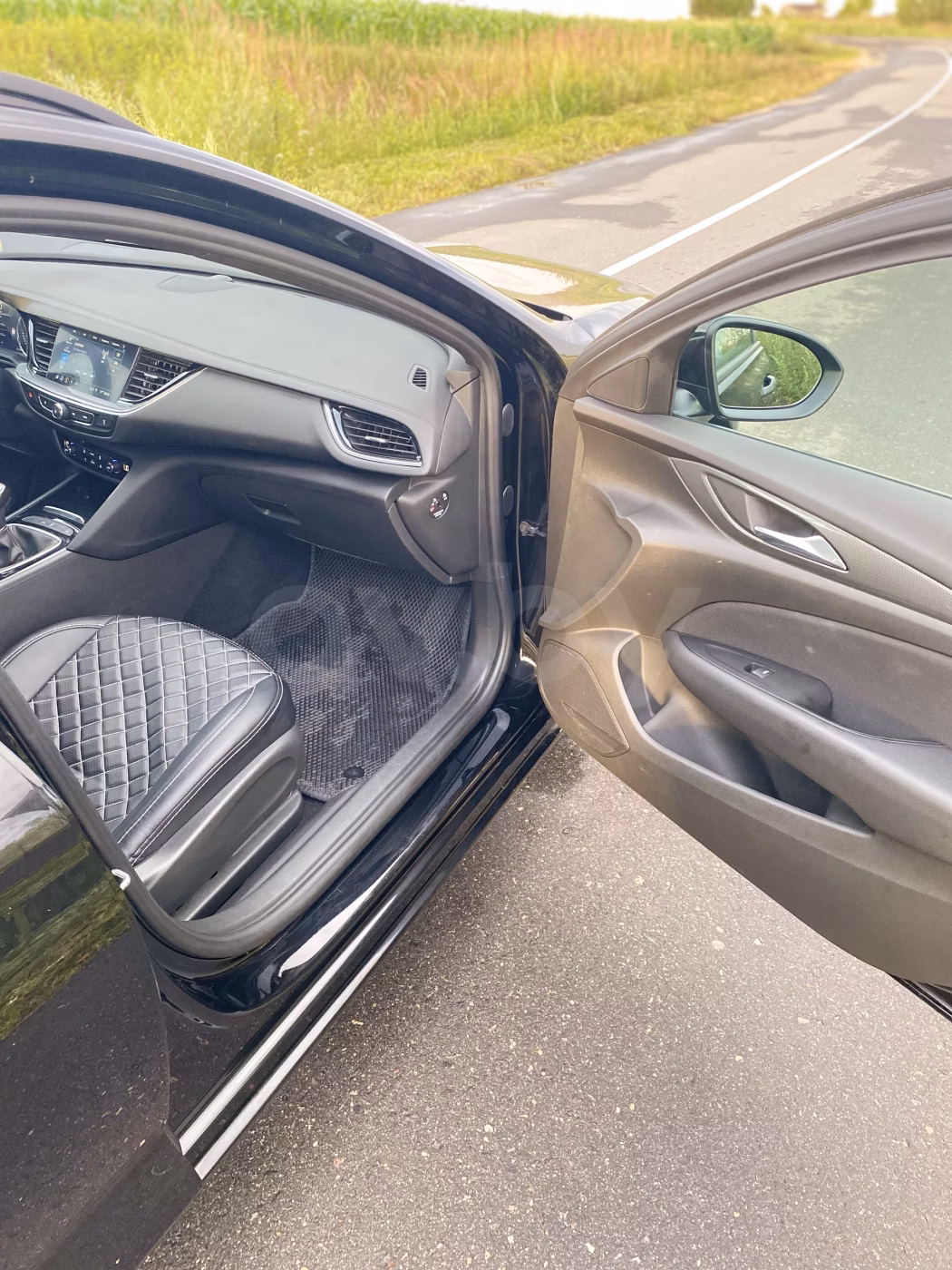 Opel Insignia фото 9