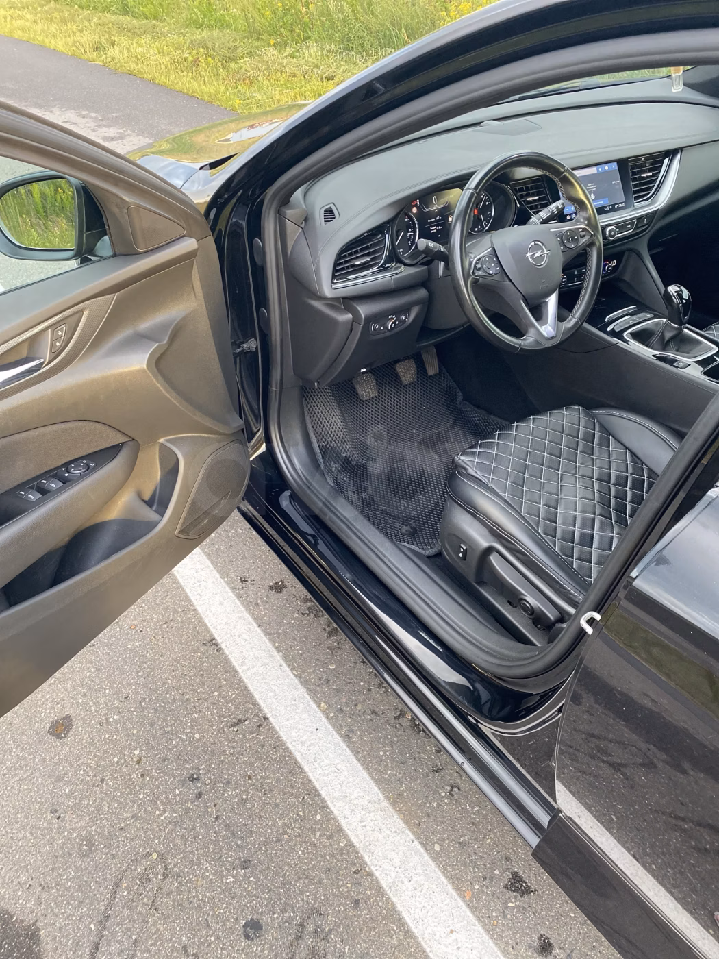 Opel Insignia фото 8
