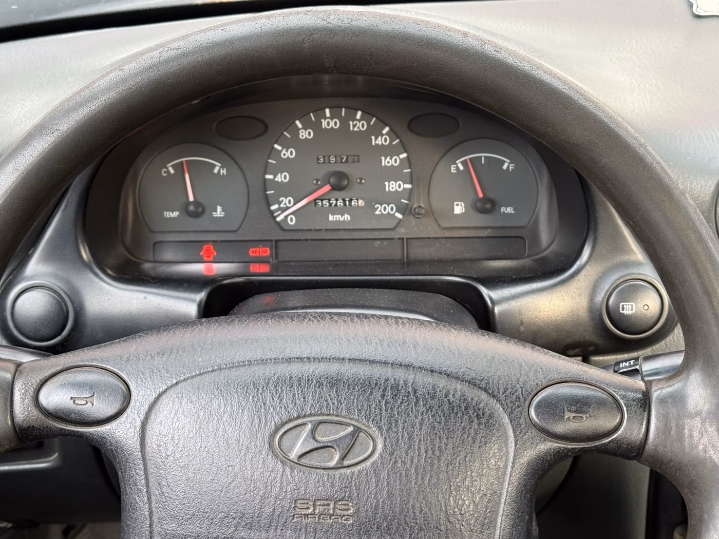 Hyundai Accent фото 11