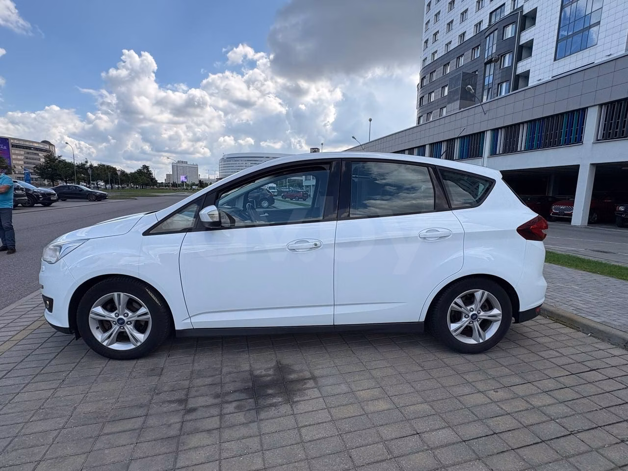 Ford C-MAX фото 7
