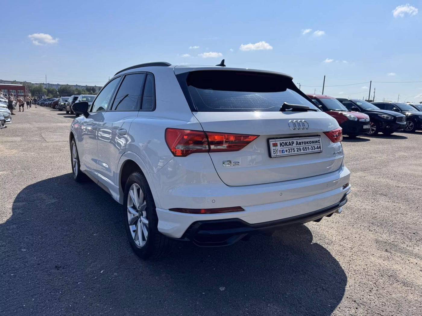 Audi Q3 фото 9