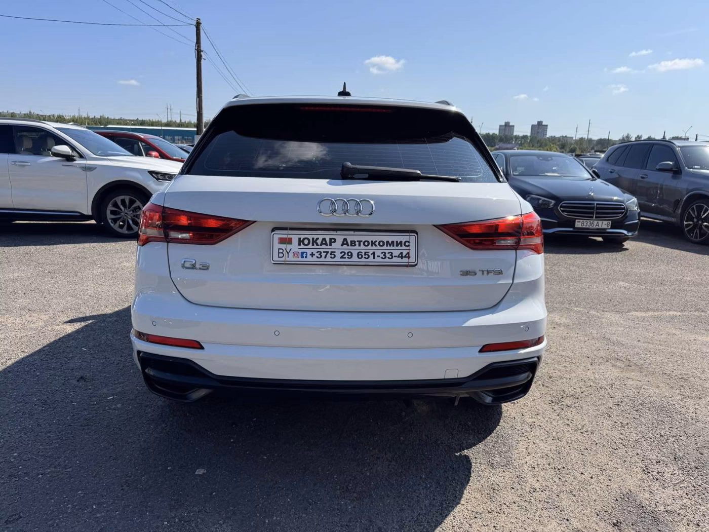 Audi Q3 фото 8