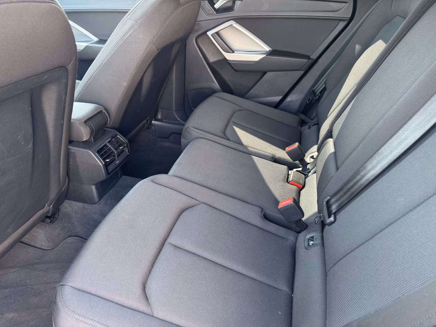 Audi Q3 фото 15