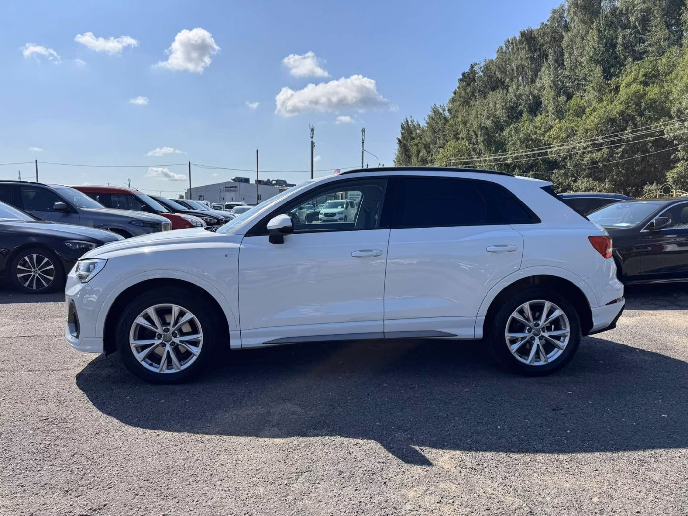 Audi Q3 фото 10