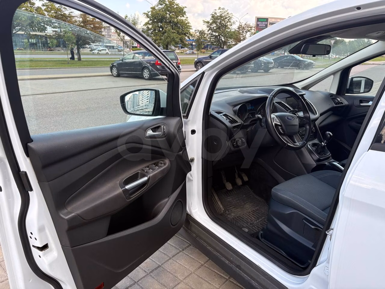 Ford C-MAX фото 12