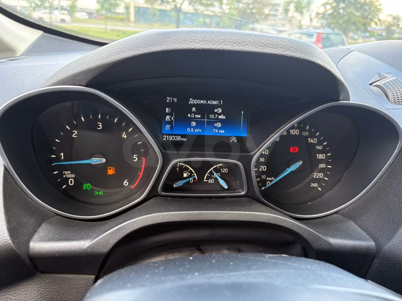 Ford C-MAX фото 17