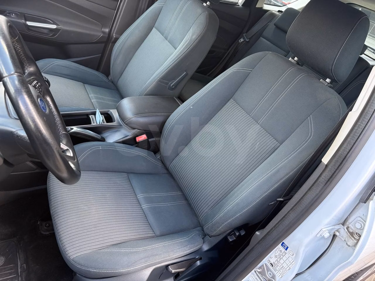 Ford C-MAX фото 14