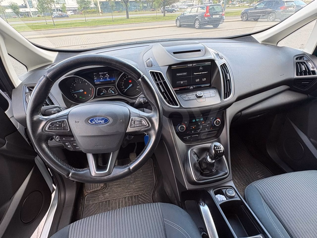 Ford C-MAX фото 19