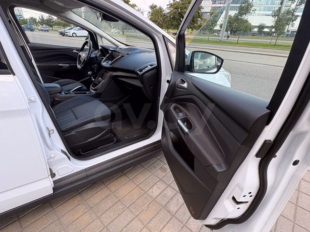 Ford C-MAX фото 21