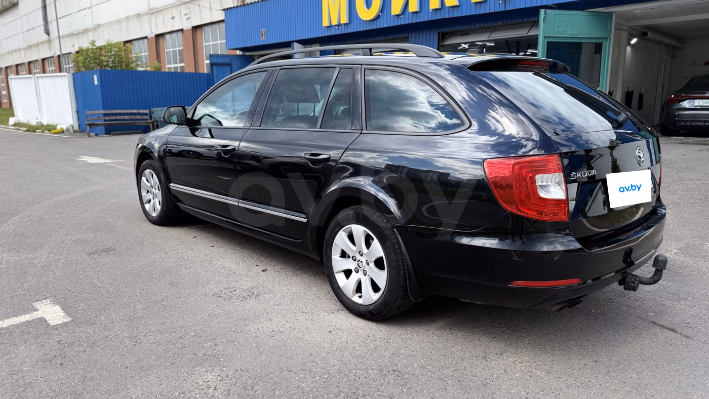 Skoda Superb фото 6