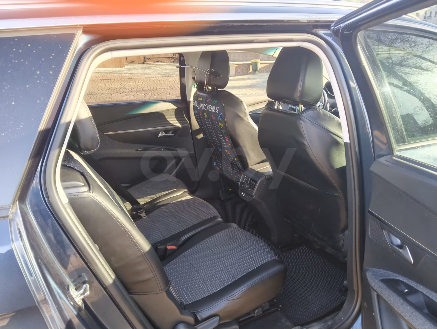 Peugeot 5008 фото 19