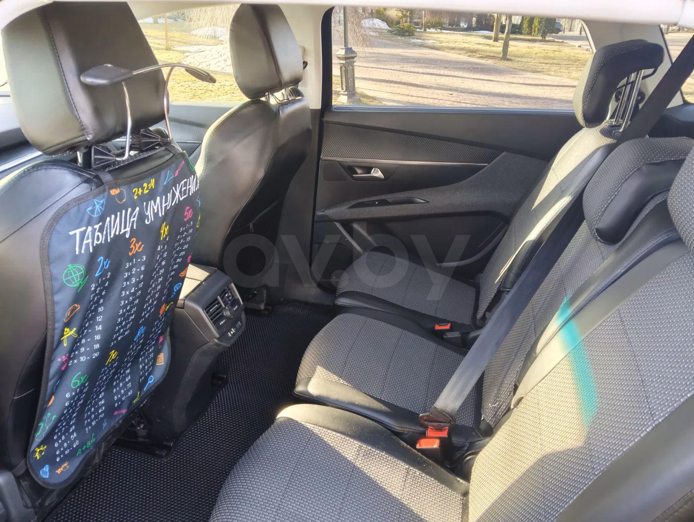 Peugeot 5008 фото 12