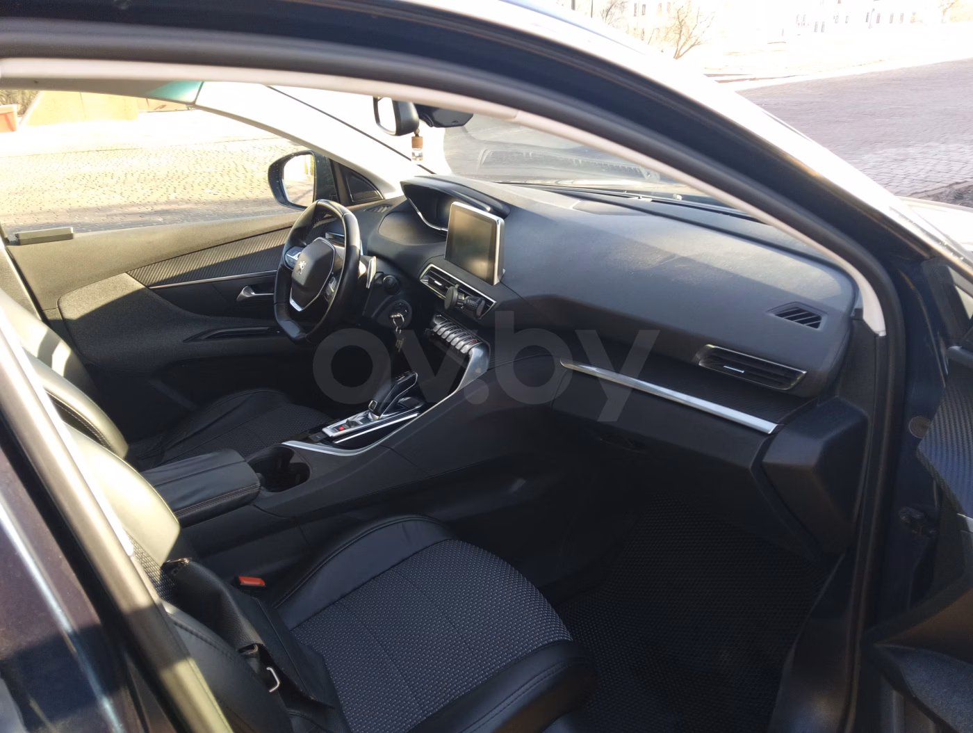 Peugeot 5008 фото 15