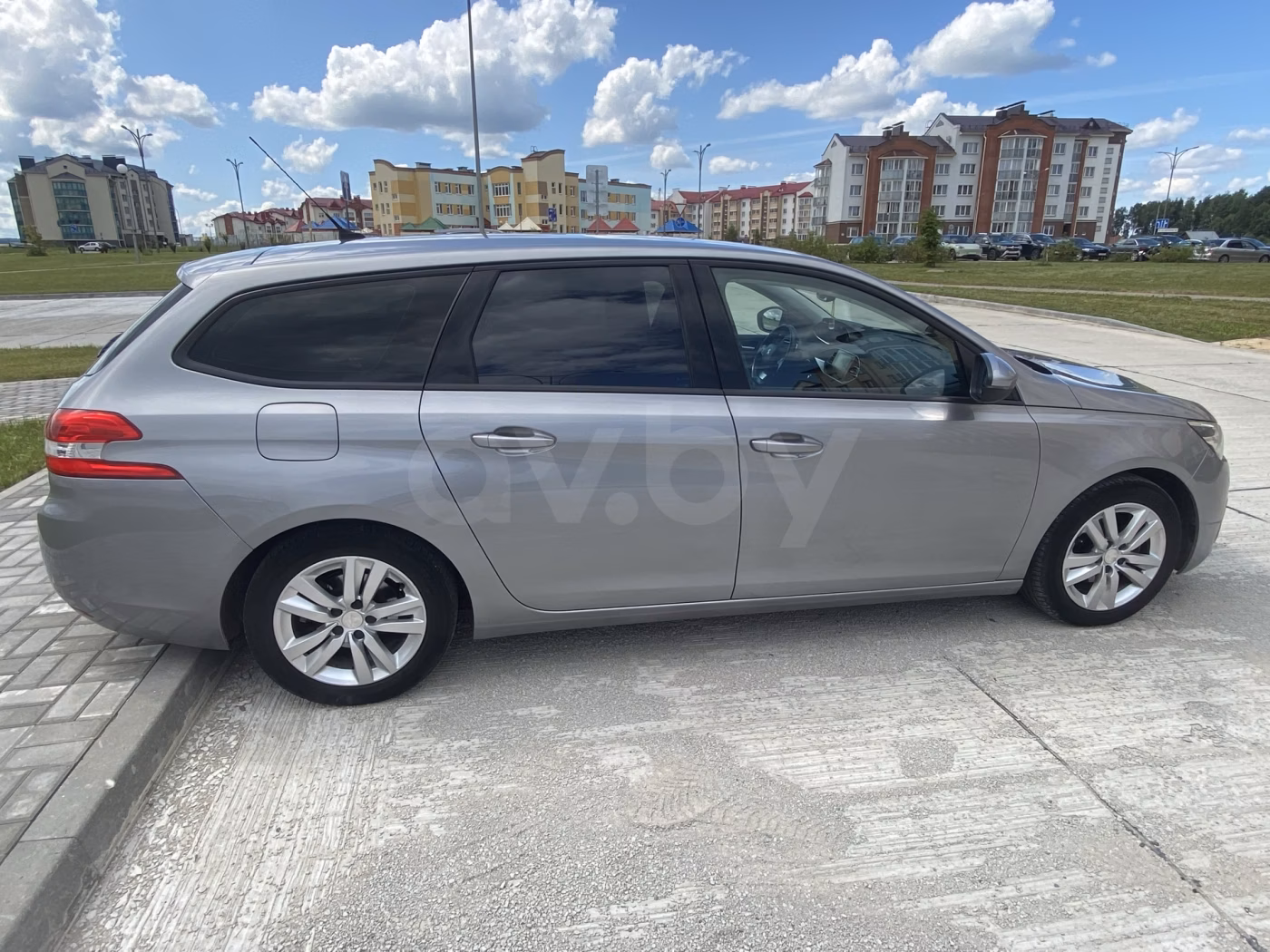 Peugeot 308 фото 2