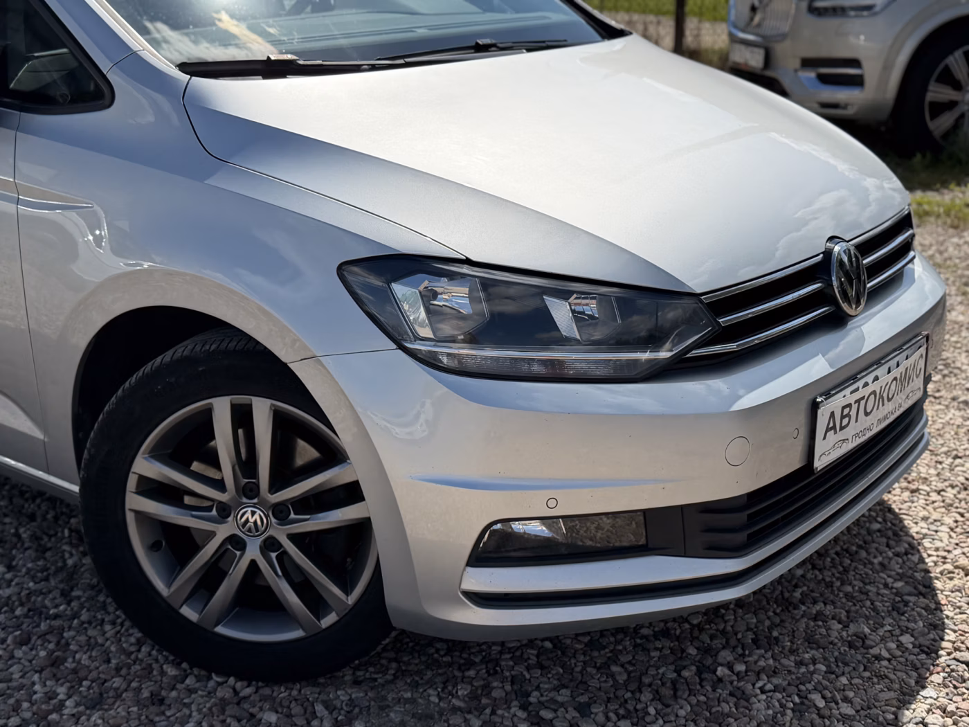 Volkswagen Touran фото 8