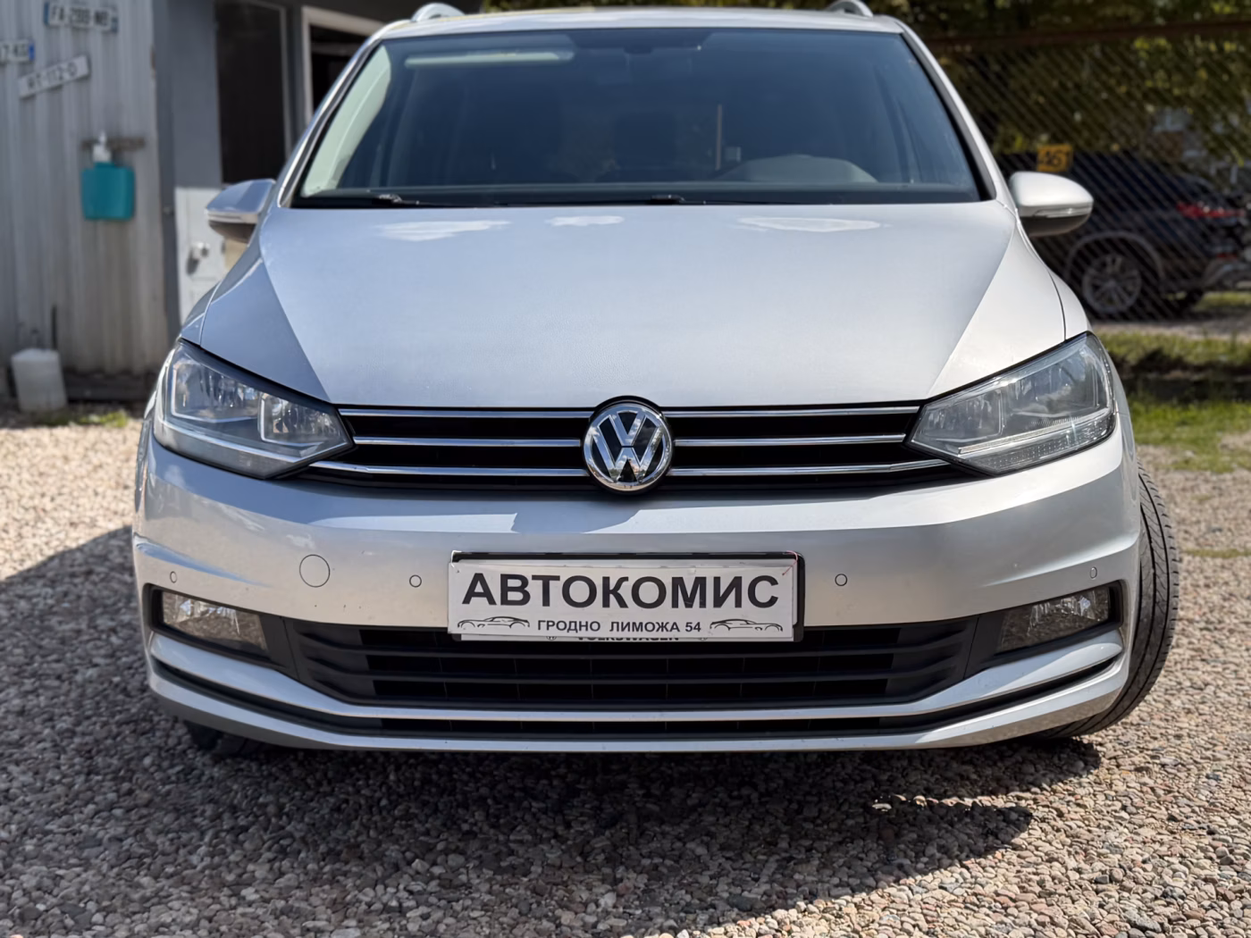 Volkswagen Touran фото 6