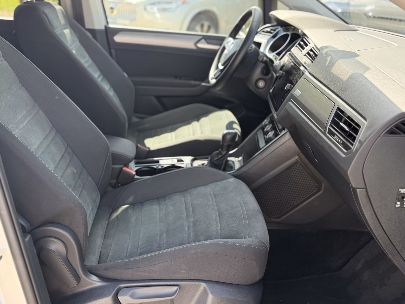 Volkswagen Touran фото 14