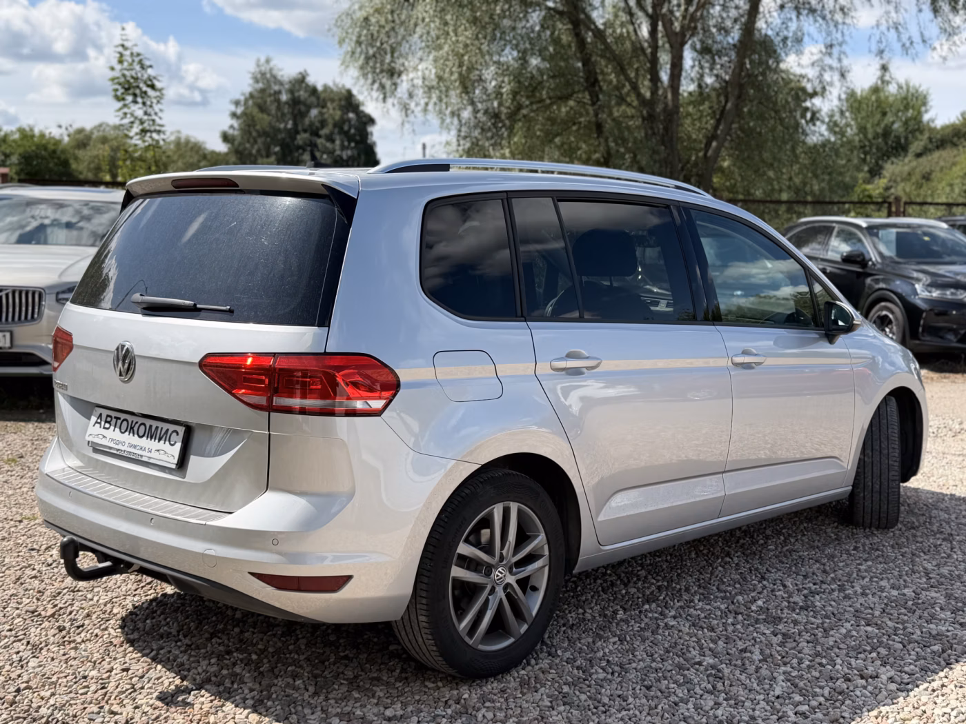 Volkswagen Touran фото 4