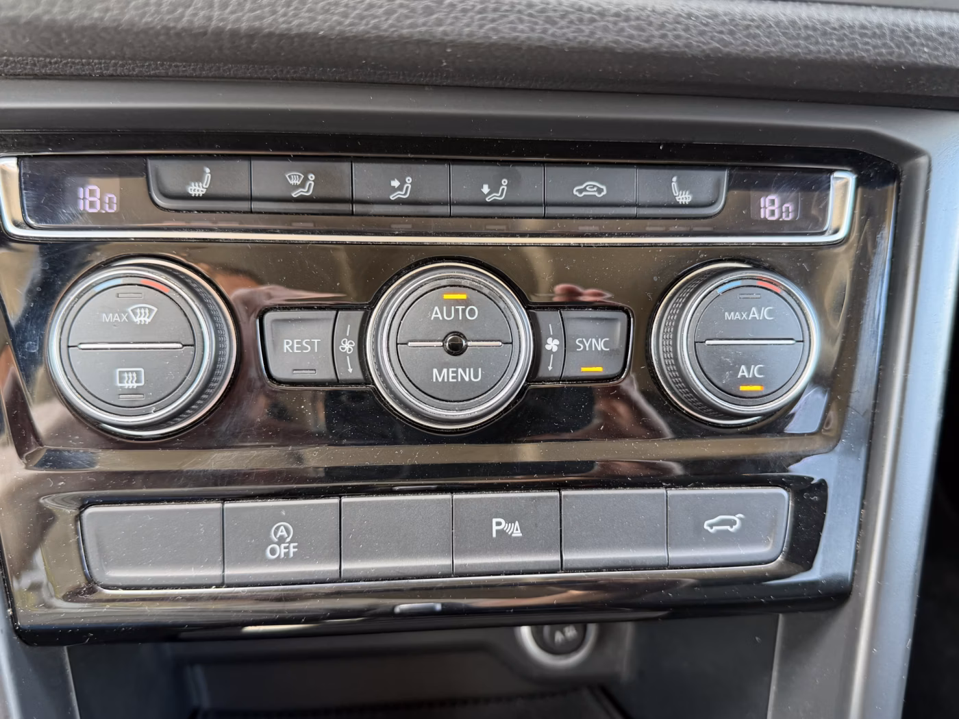 Volkswagen Touran фото 22
