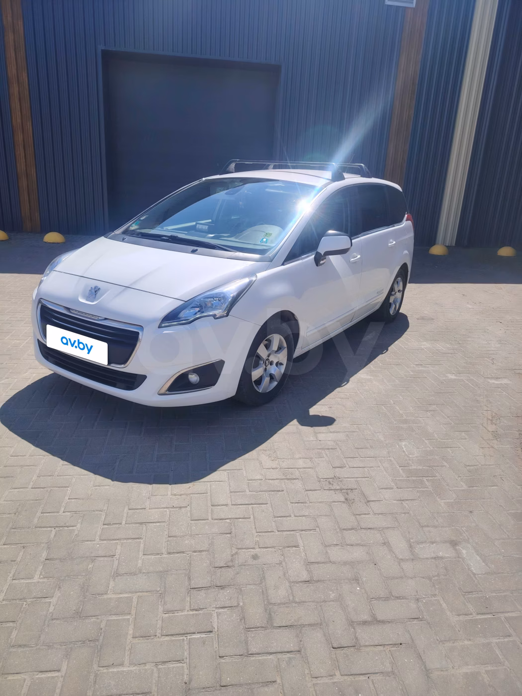 Peugeot 5008 фото 22