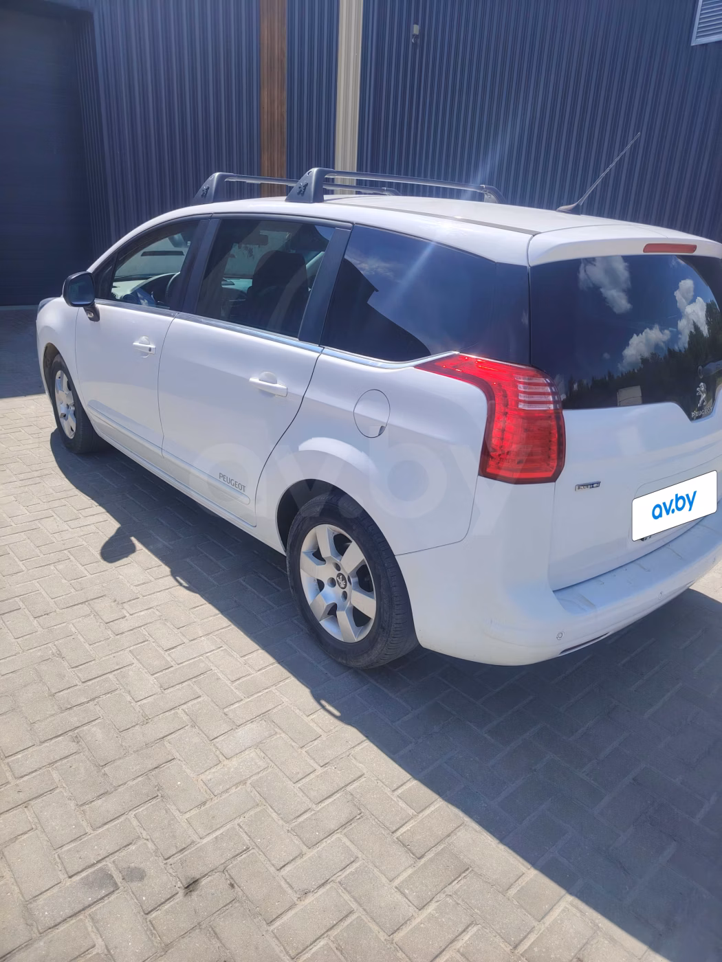 Peugeot 5008 фото 18