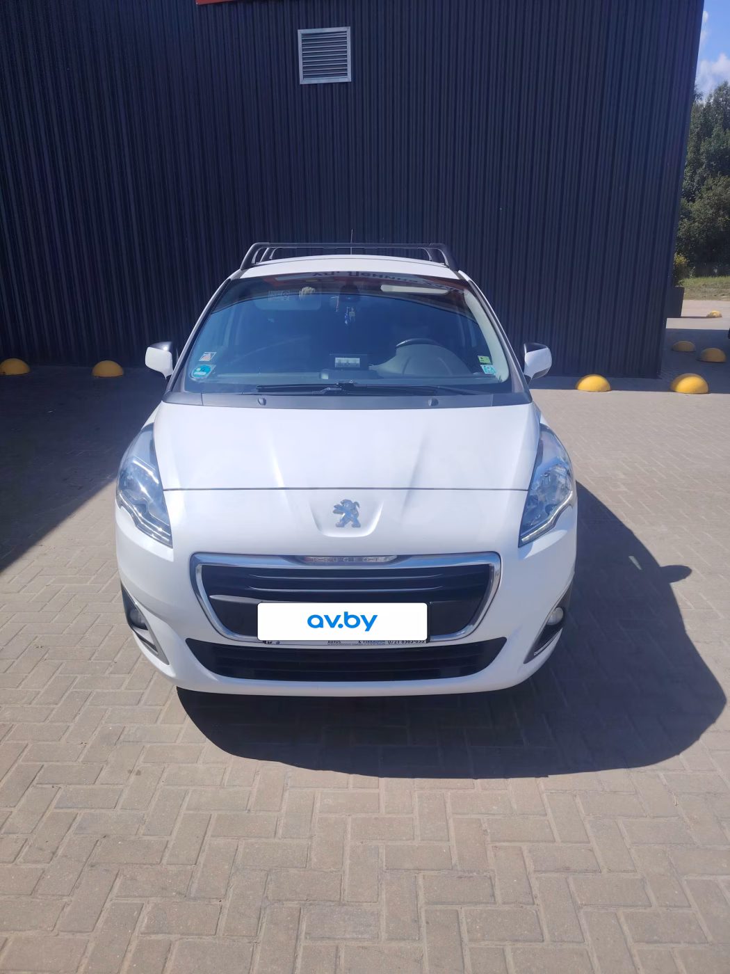 Peugeot 5008 фото 3