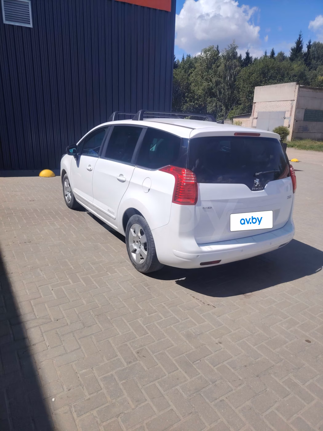 Peugeot 5008 фото 7