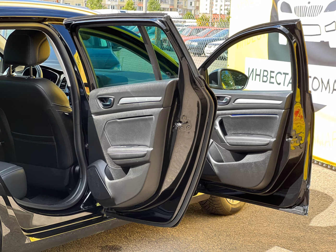 Renault Megane фото 17